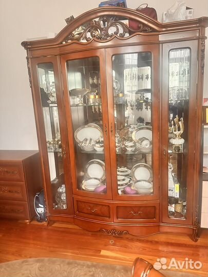 Сервант горка