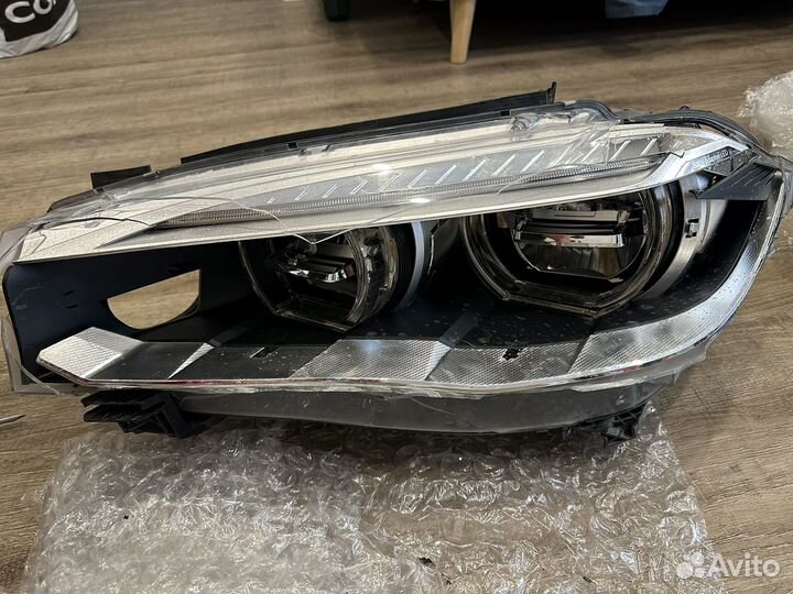 Фара BMW x5, x6 f15,16