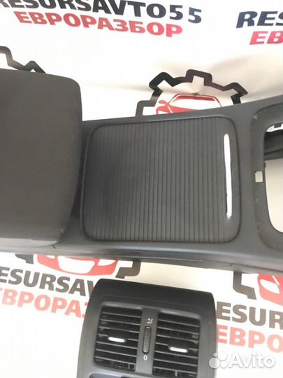 Консоль центральная Vw Passat B6 1.8 BZB 05-09