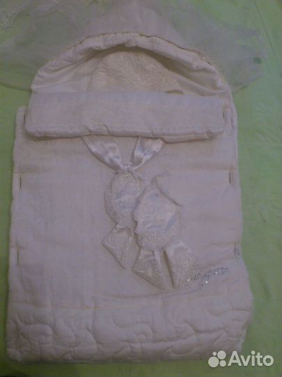 Продам комплект на выписку