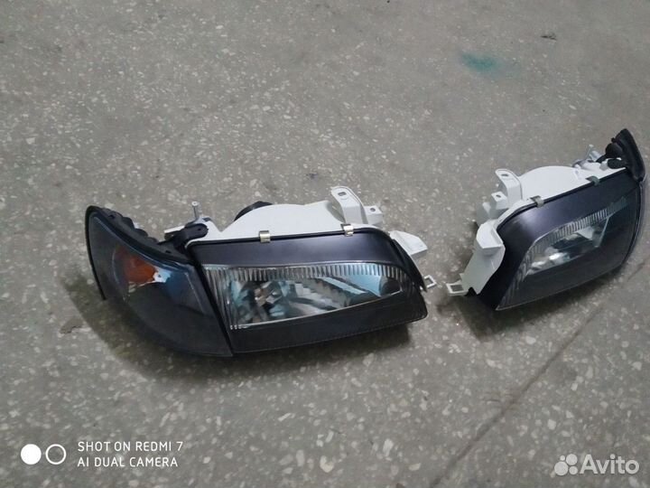 Комплект фар Тойота Корона,Калдина,Карина E