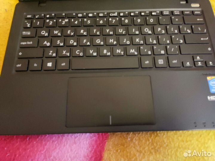 Сенсорный ноутбук Asus X200MA