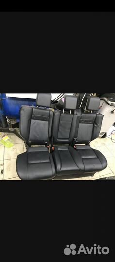 Задний ряд сидений Range Rover sport