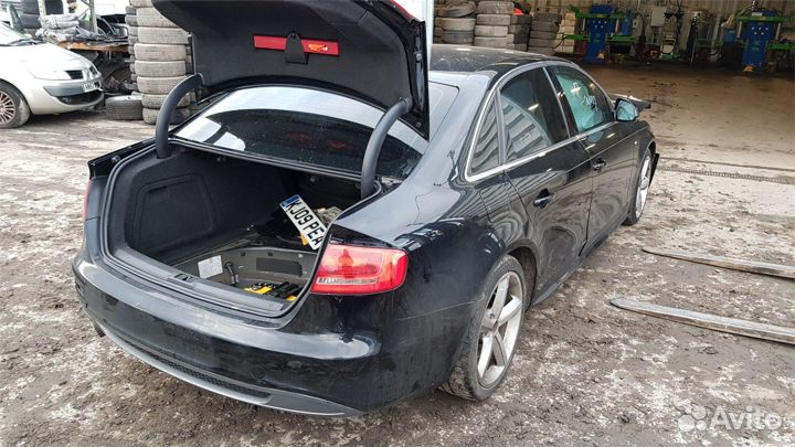 Разбор на запчасти Audi A4 (B8)
