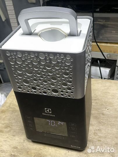 Увлажнитель Electrolux EHU-3710D
