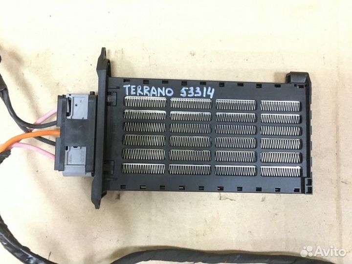 Штатный электроподогрев салона Nissan Terrano 3