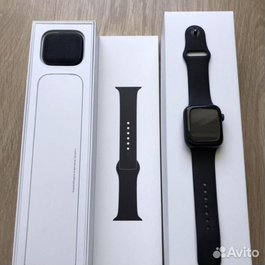 Часы Apple Watch 7 черные