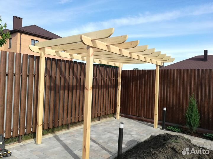 Плотники строители