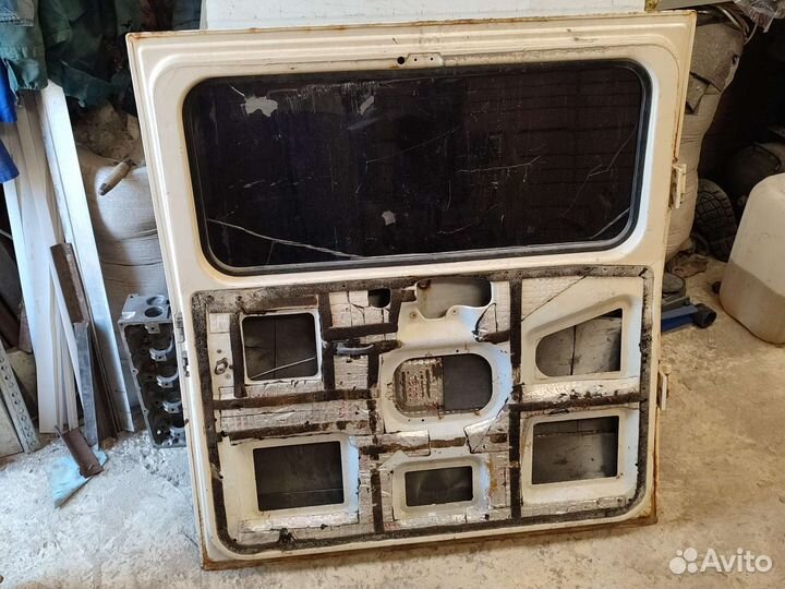 Задняя дверь УАЗ хантер