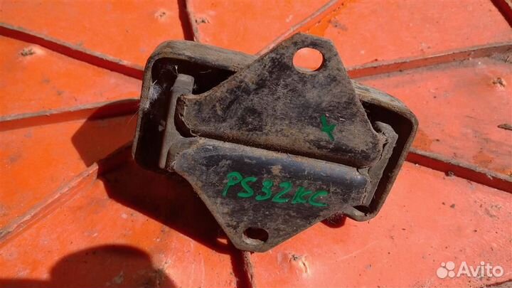 Опора двигателя левая mitsubishi pajero sport KH8W