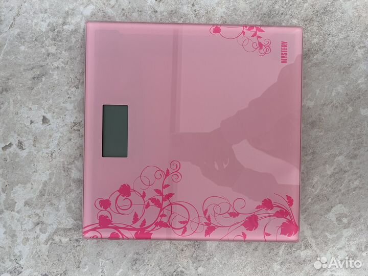 Весы напольные электронные розовые