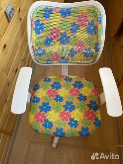 Детский компьютерный стул для девочки