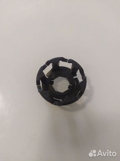 Крепеж стопорное кольцо (клоп) VAG 1J0971260E