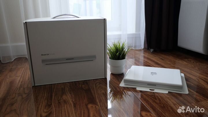 Продам ретро ноутбук Apple iBook G4 12