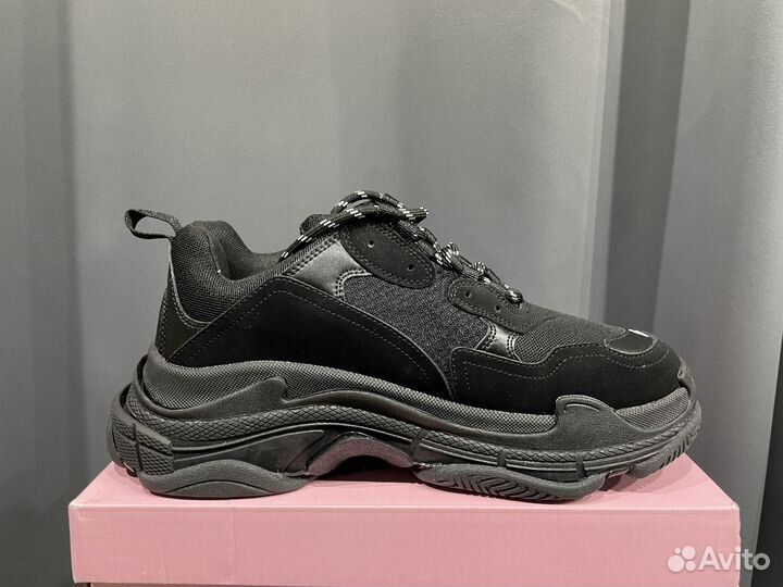 Balenciaga Triple S black Мужские кроссовки