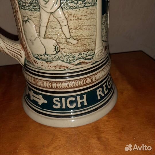 Пашня антикварная пивная кружка литр