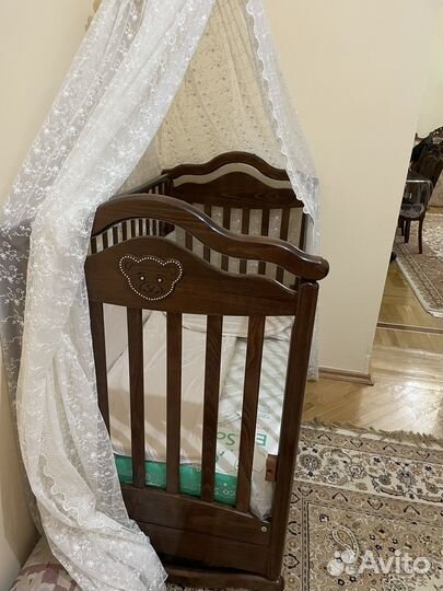 Детская кроватка