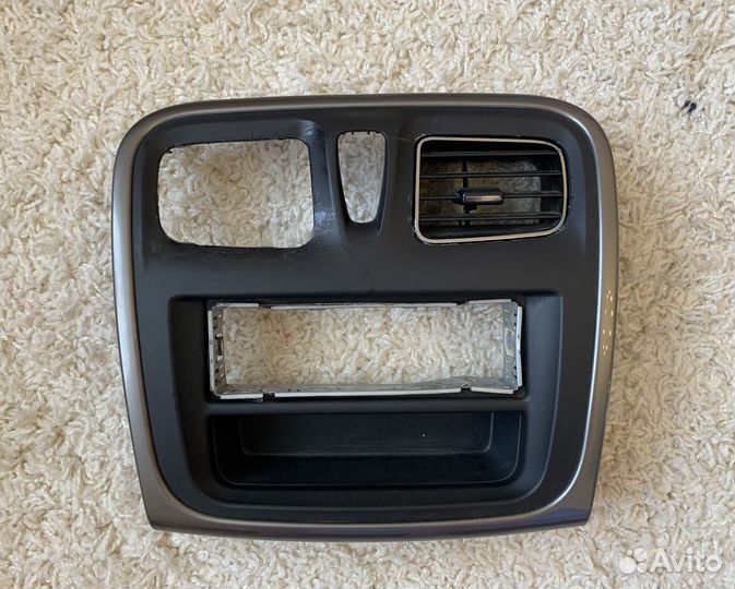 Рамка под магнитолу