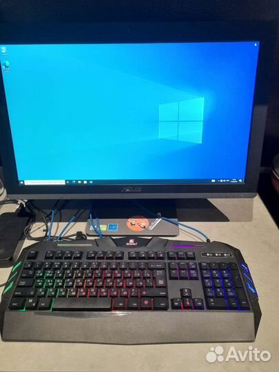 Моноблок Asus V230IC