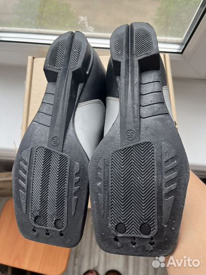 Лыжные ботинки