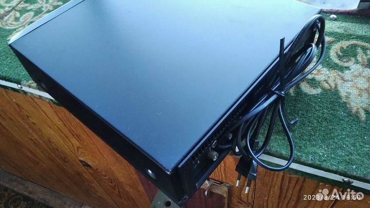 Видео плеер кассетный LG WI42W