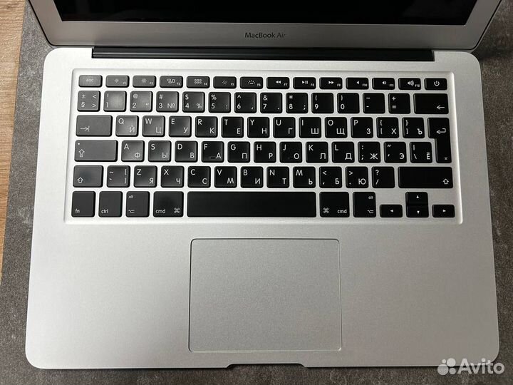Ноутбук Apple MacBook Air 13 2017 (model A1466)