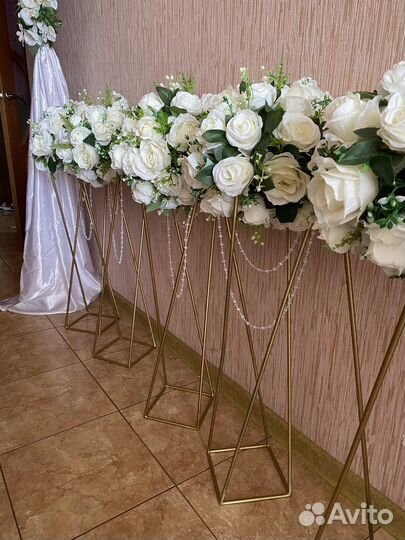 Свадебные украшения стойки с цветами