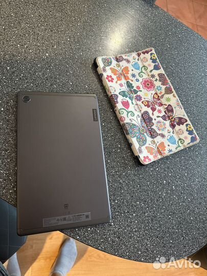 Планшет lenovo tab m10