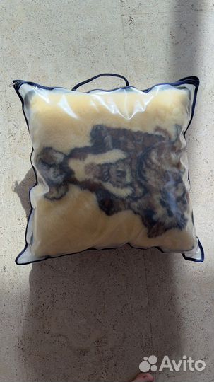 Подушка из овчины