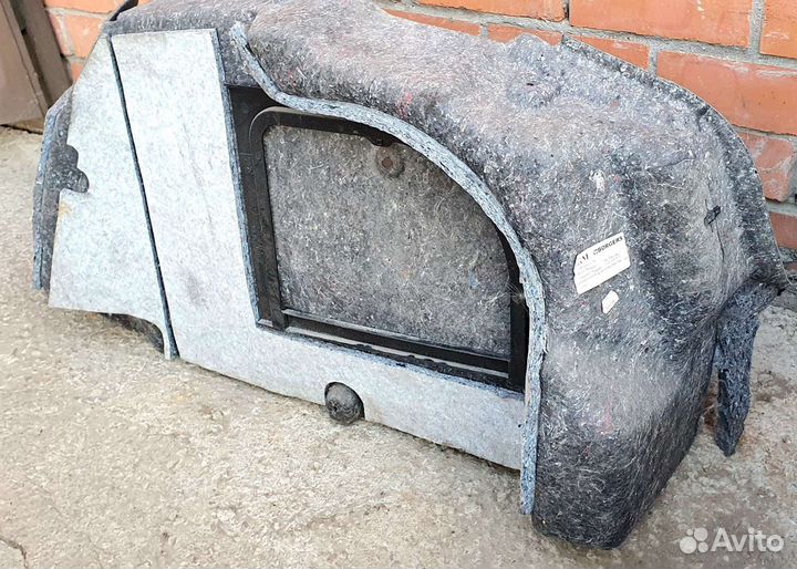 Обшивка багажника Opel Astra H седан