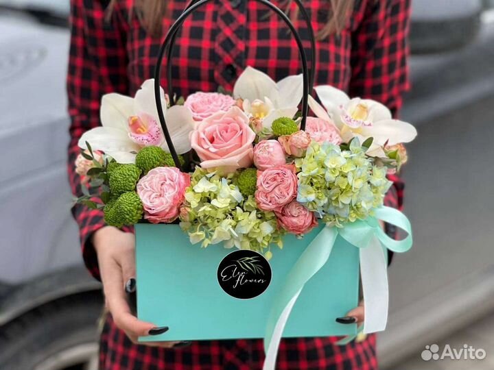Букет Цветы в коробке