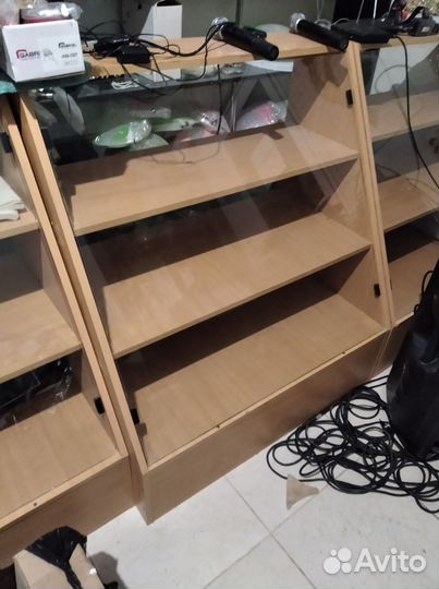 Полки для магазинов