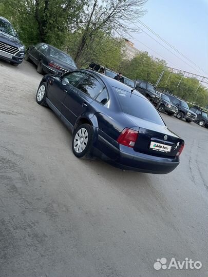 Volkswagen Passat 1.6 МТ, 1997, 266 000 км