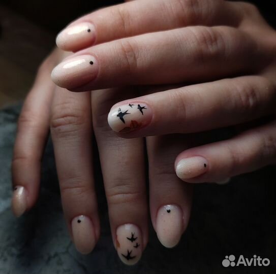 Маникюр и педикюр