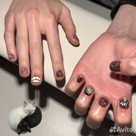Модель на креативный маникюр