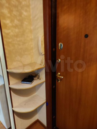 2-к. квартира, 45 м², 1/9 эт.