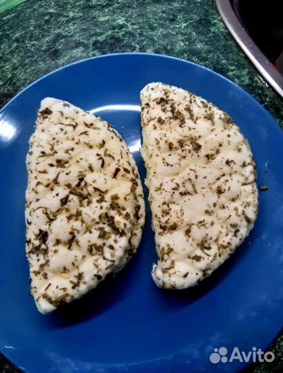 Мясо домашней индейки, сыры из козьего молока