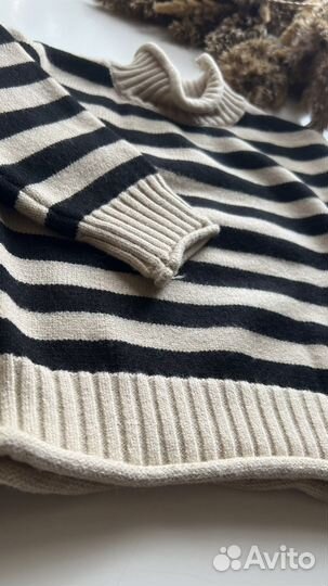 Новый полосатый детский свитер с горлом