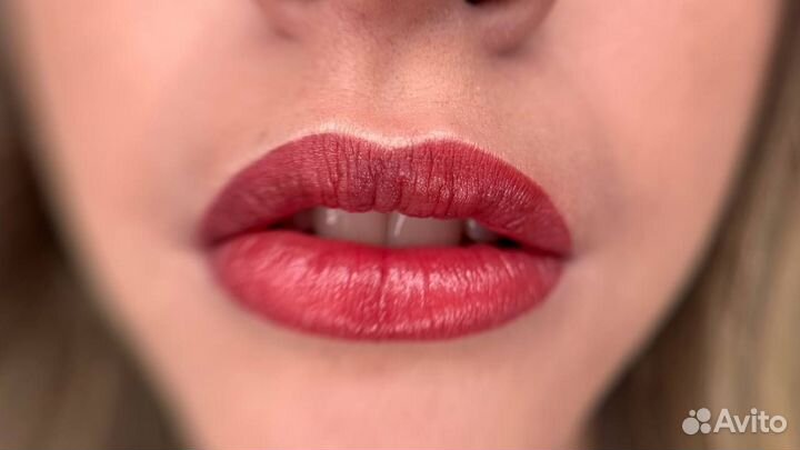 Модель на перманентный макияж(губы/брови)