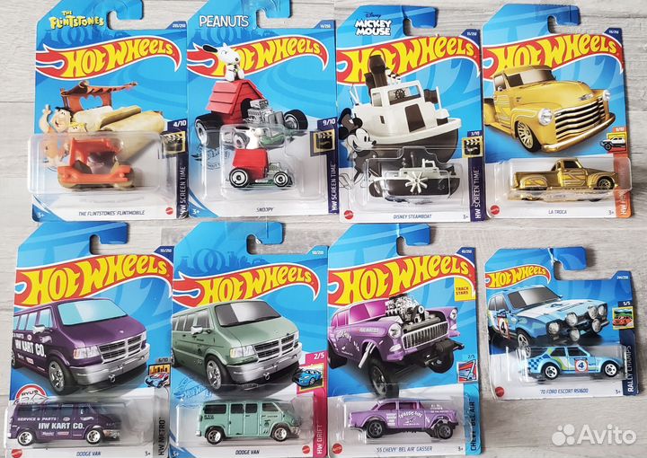 Модельки HotWheels