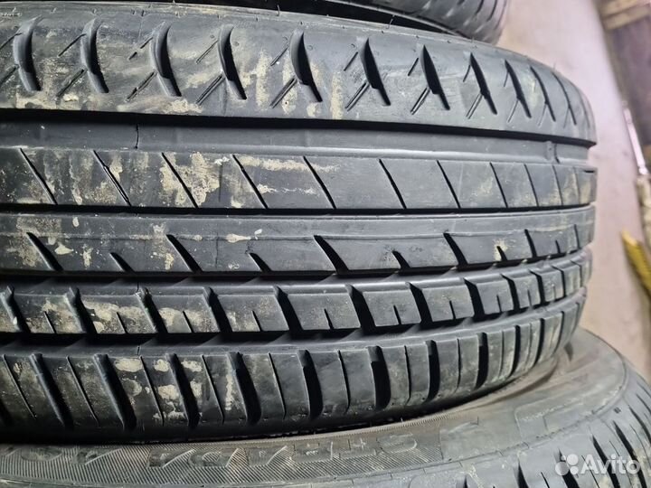 Viatti Strada Asimmetrico V-130 205/55 R16 91V