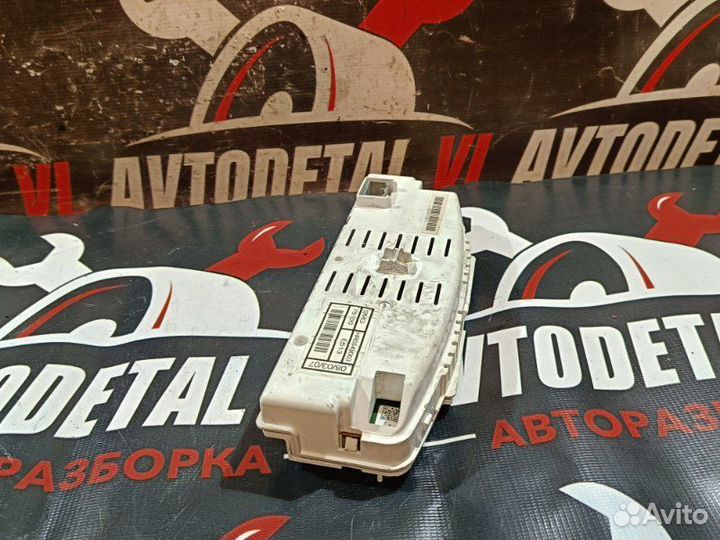 Дисплей информационный Honda Civic 8 5D FN R18A2