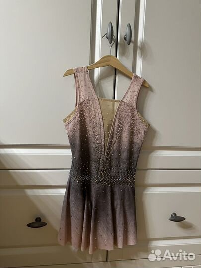 Платье для фигурного катания