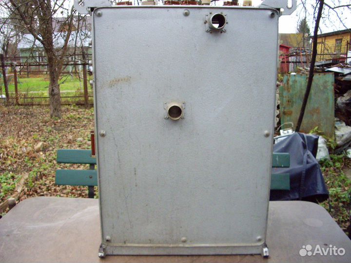 Радиостанция Р-409. Корпус основной стойки