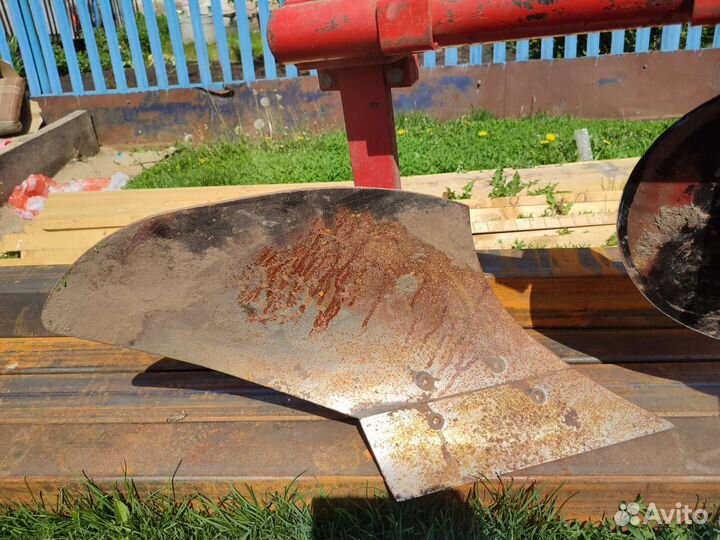 Плуг минитрактора кмз-012