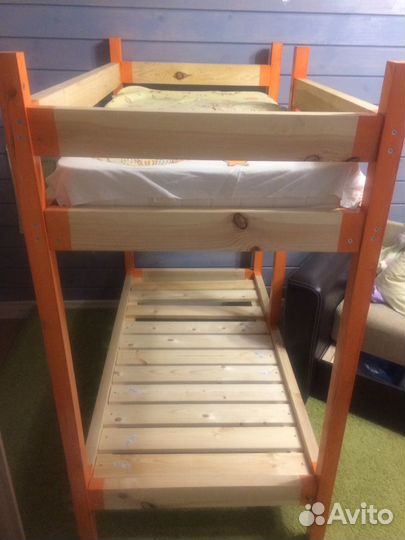 Кровать двухярусная