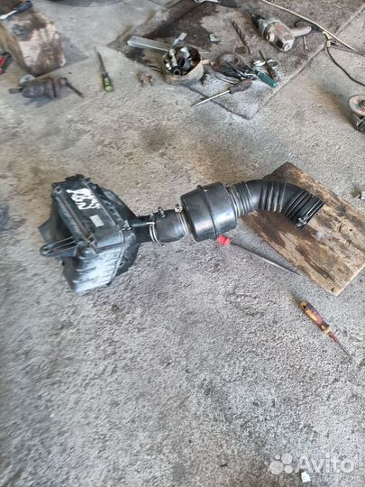 Патрубок воздушного фильтра toyota mark 2