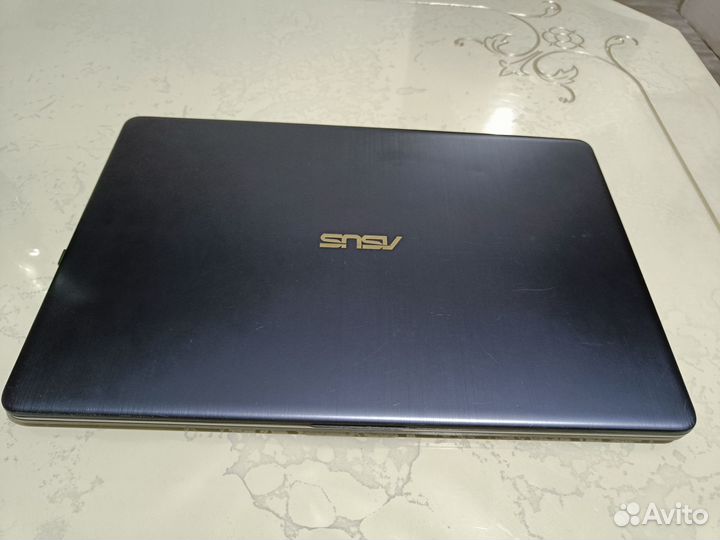 Asus n705un