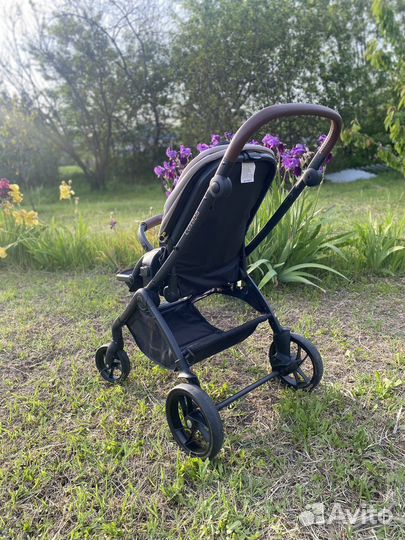 Прогулочная коляска luxmom