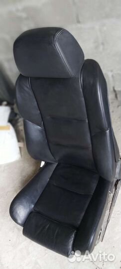 Передние сидения